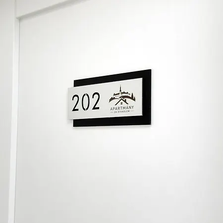 Za Divadlem Apartament *