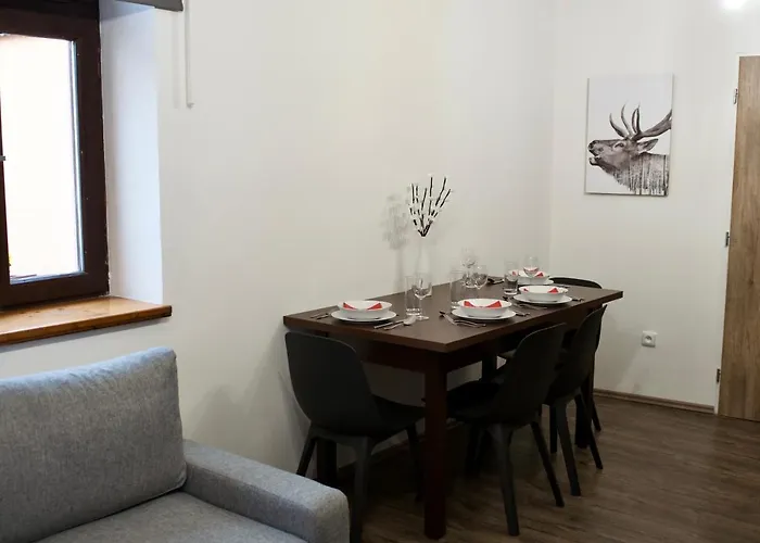 Za Divadlem Apartmán Broumov